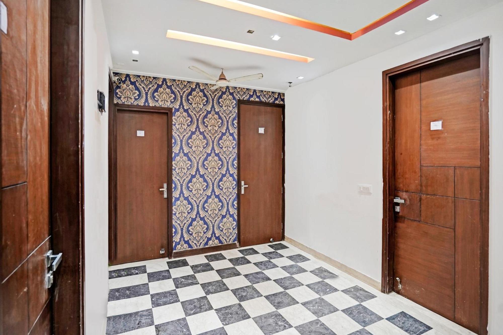 Hotel O South Galaxy New Delhi Extérieur photo