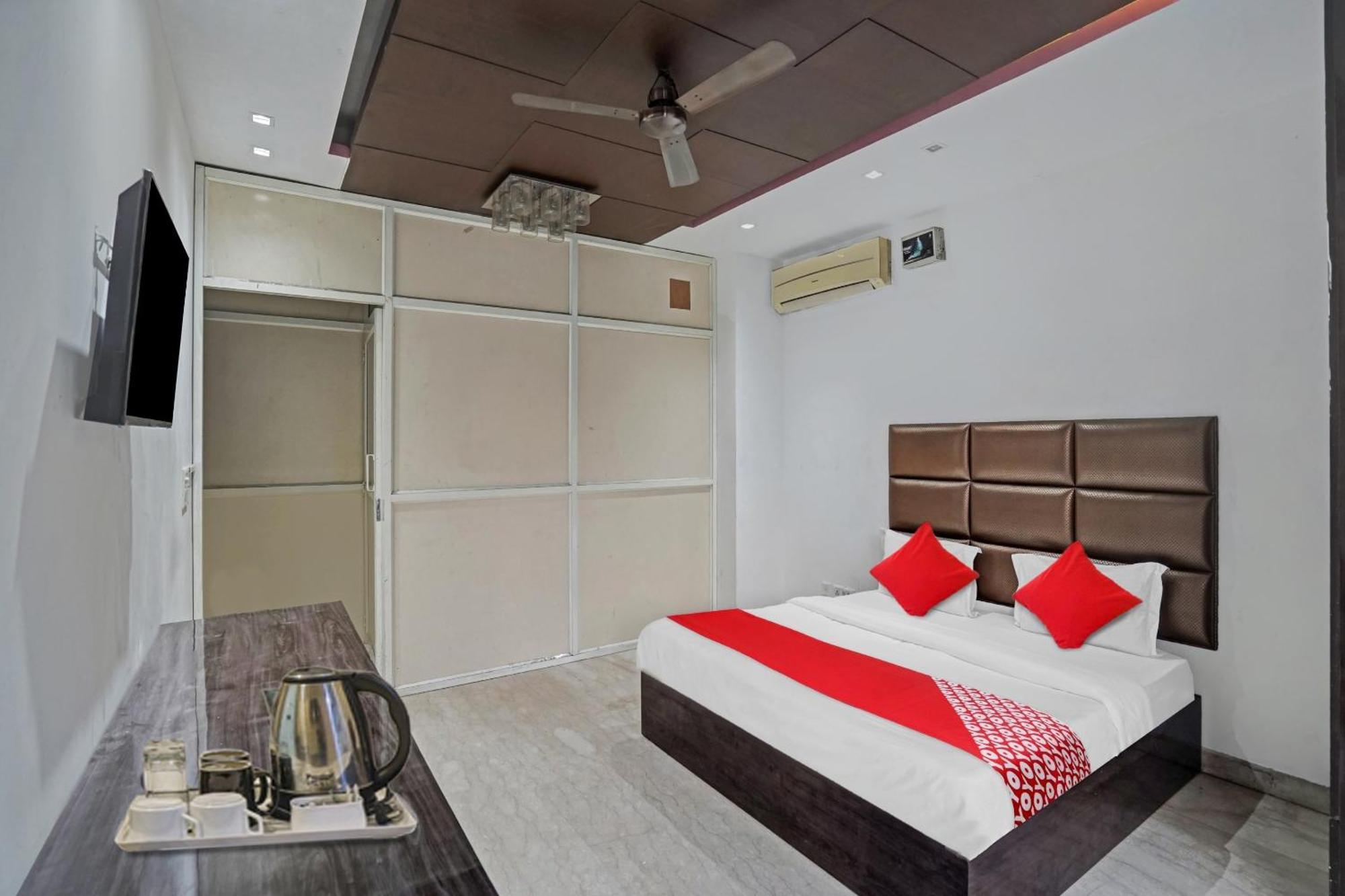 Hotel O South Galaxy New Delhi Extérieur photo