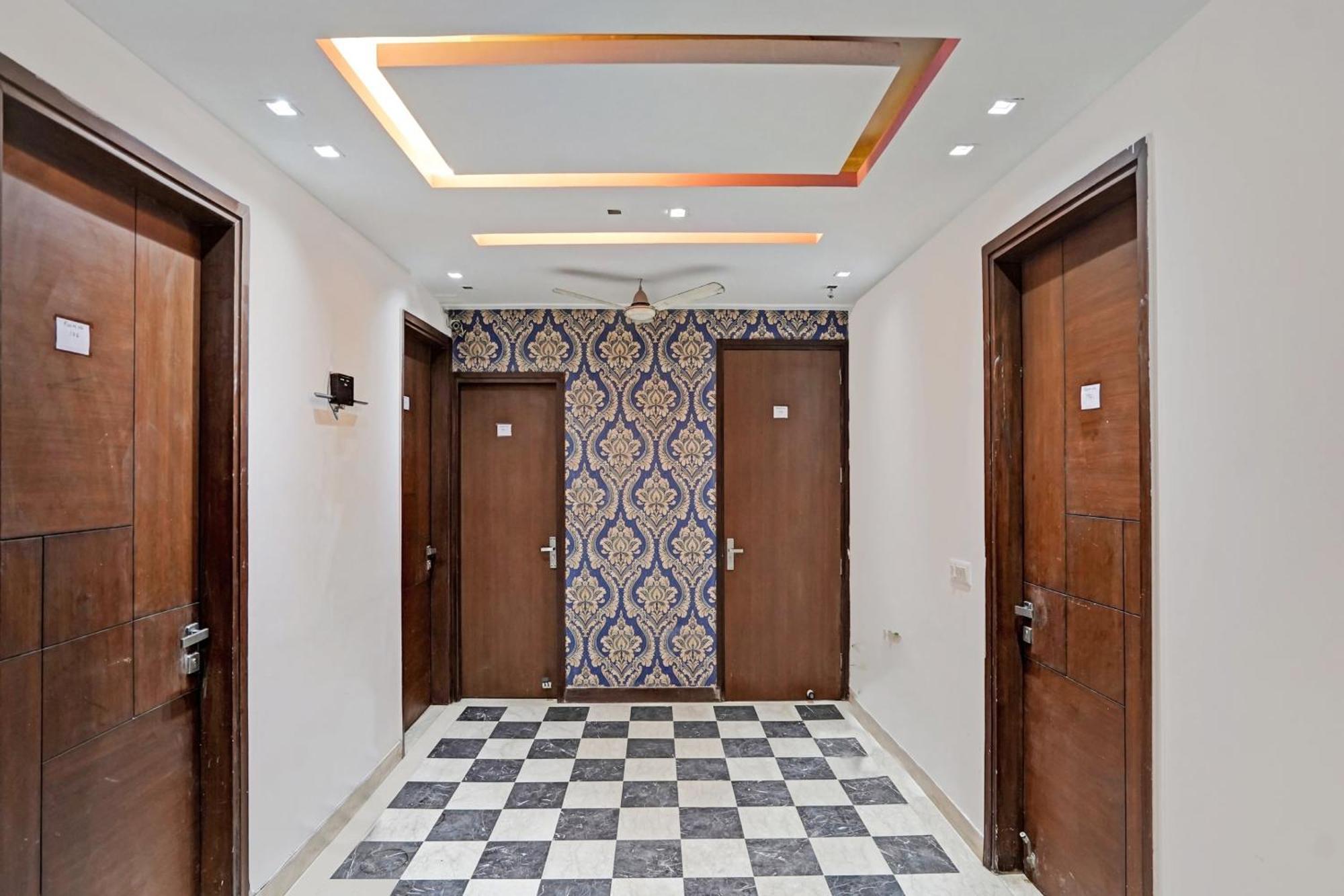 Hotel O South Galaxy New Delhi Extérieur photo
